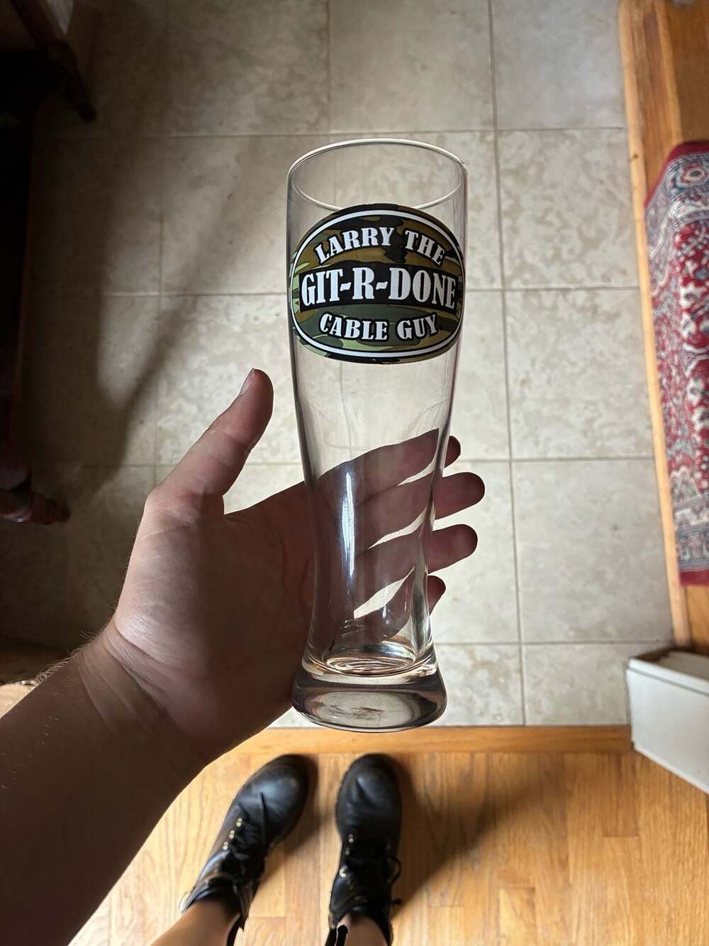 Larry The Cable Guy Git-R-Done Camo Pilsner Beer Glass